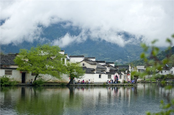 黄山、秀水千岛湖、水墨宏村、西递徽州古城高铁纯玩5日游