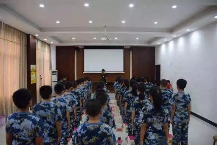 夏令营--长沙军事营